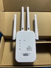 Kích sóng Wifi 4 râu, tốc độ truyền sóng tối đa 300Mbps